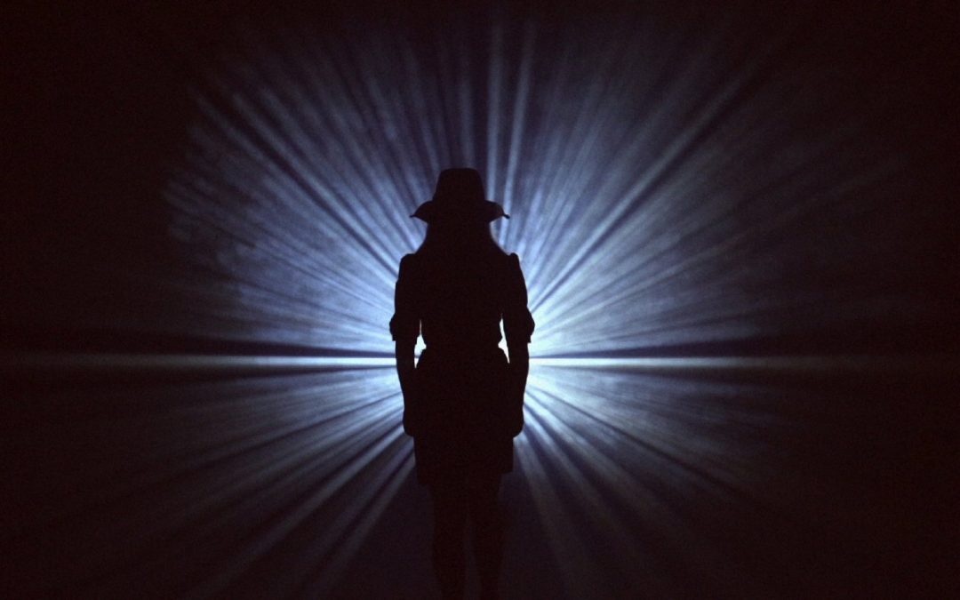 Tune in to Tomb’s Jukebox for a BLOOD-COVERED BOWIE ballad