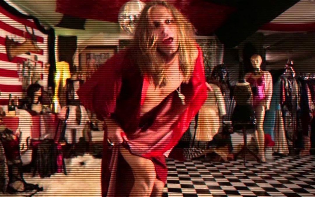 Buffalo Bill throws a dance party on Tomb’s Jukebox