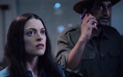 MOVIE REVIEW: “DEAD BY MIDNIGHT/11 PM CENTRAL” IS A TAKE ON HORROR ANTHOLOGY THAT’S BOTH RETRO AND INNOVATIVE