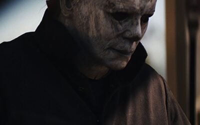 Jamie Lee Curtis takes aim in new “HALLOWEEN” trailer