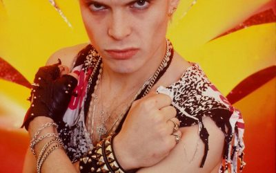 BILLY IDOL BUSTS UP TOMB’S JUKEBOX