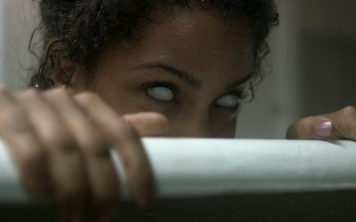 Exclusive art/info: Ron Perlman-starrer “5IVE GIRLS” coming to Blu-ray as debut HorrorPack Presents title