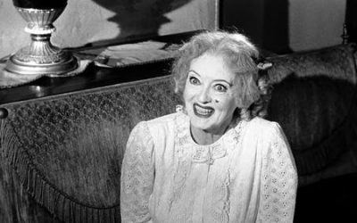 BETTE DAVIS DROPS A BABY BALLAD ON TOMB’S JUKEBOX