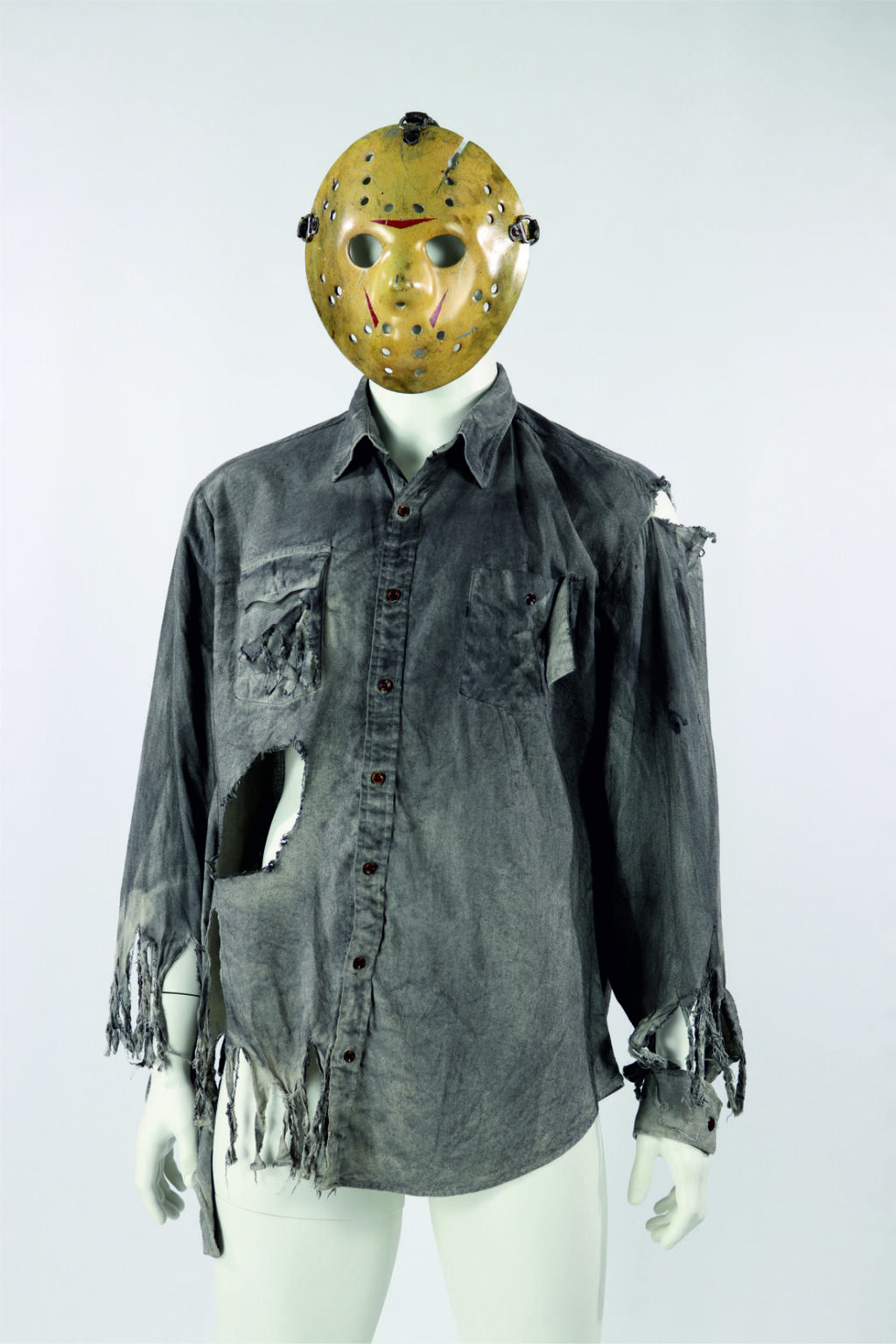mario-kirner-and-his-friday-the-13th-props-museum-book-rue-morgue