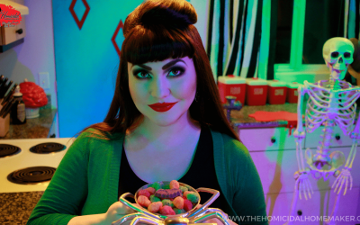 Homicidal Homemaker prepares us for a gruesome Valentine’s day in the latest issue of RUE MORGUE
