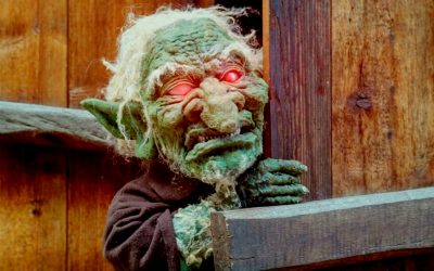 Exclusive trailer and poster: Is “TROLLS WORLD” the new “TROLL 2”?