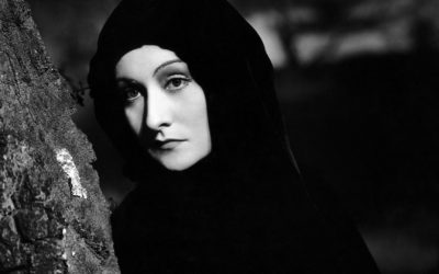 “Dracula’s Daughter” Doesn’t Exactly Give You That Weird Feeling