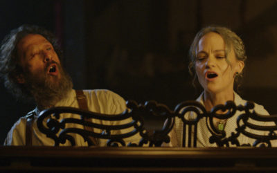 Trailer and poster: Angela Bettis and David Arquette in “GHOSTS OF THE OZARKS”