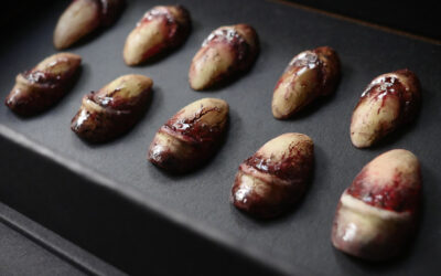 Onyx Nails Design Creates Gnarly, Bloody, Customized SFX Nail Art