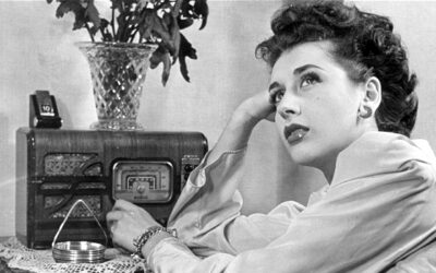 New Column: Gothic Music Journalism Returns to Rue-Morgue.com with “Radio Macabre”