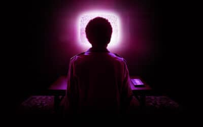 Exclusive Interview: Director Jane Schoenbrun Talks “I SAW THE TV GLOW”