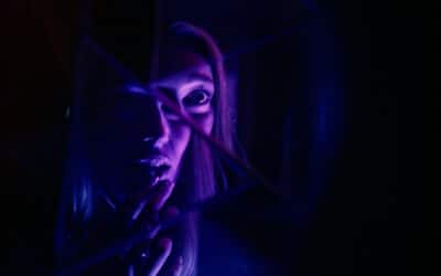 Trailer for Netflix chiller “IT’S WHAT’S INSIDE” is now out