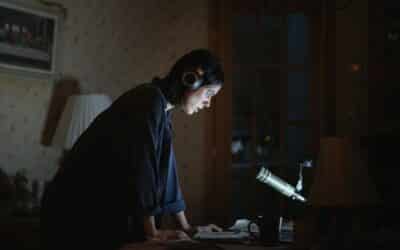 Listen up: New trailer for the chilling “UNDERTONE” arrives