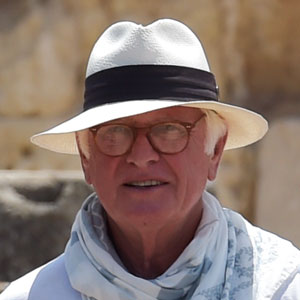 Director Peter Medak